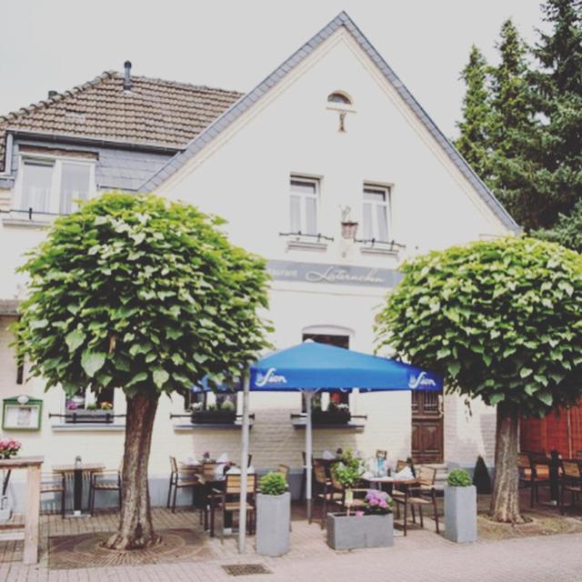 Restaurant Hotel Laternchen Köln Exterior foto
